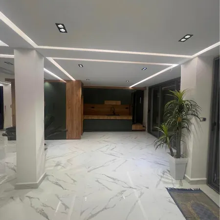 La Maison Des Fleurs * أوبارفيلييه
