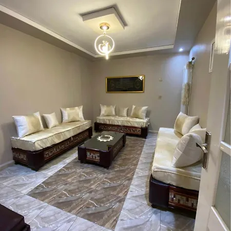 بيت ضيافة La Maison Des Fleurs أوبارفيلييه
